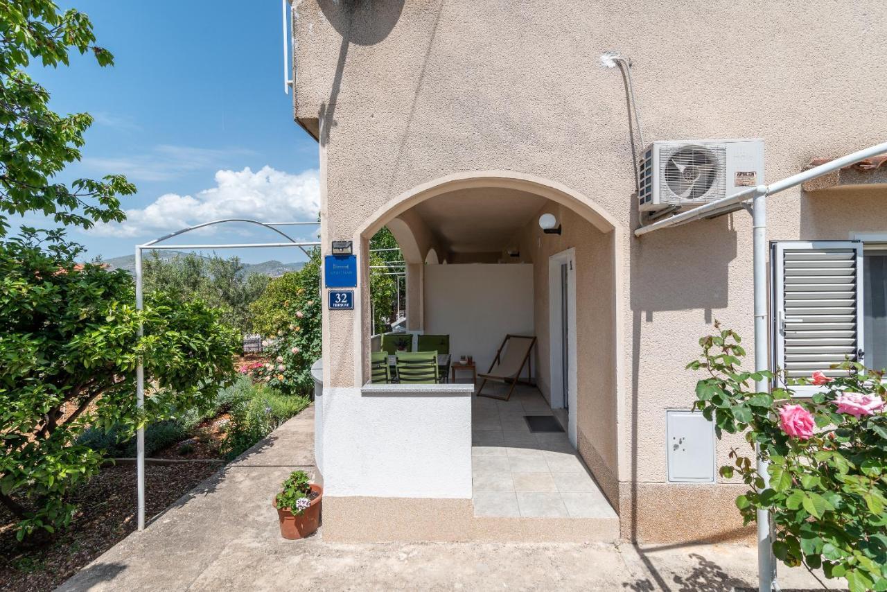 Apartments Fani Τρογκίρ Εξωτερικό φωτογραφία