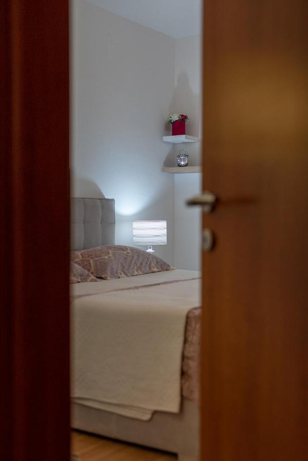 Apartments Fani Τρογκίρ Εξωτερικό φωτογραφία