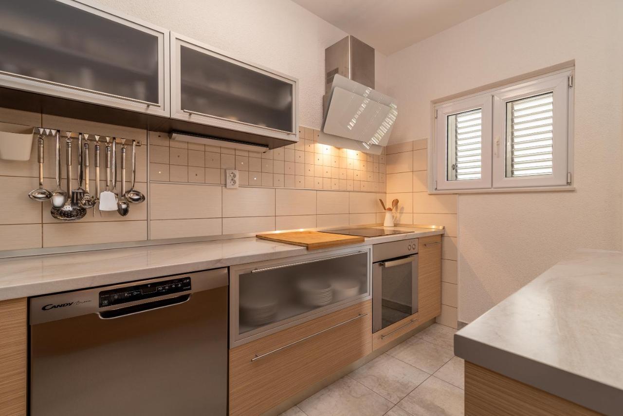 Apartments Fani Τρογκίρ Εξωτερικό φωτογραφία