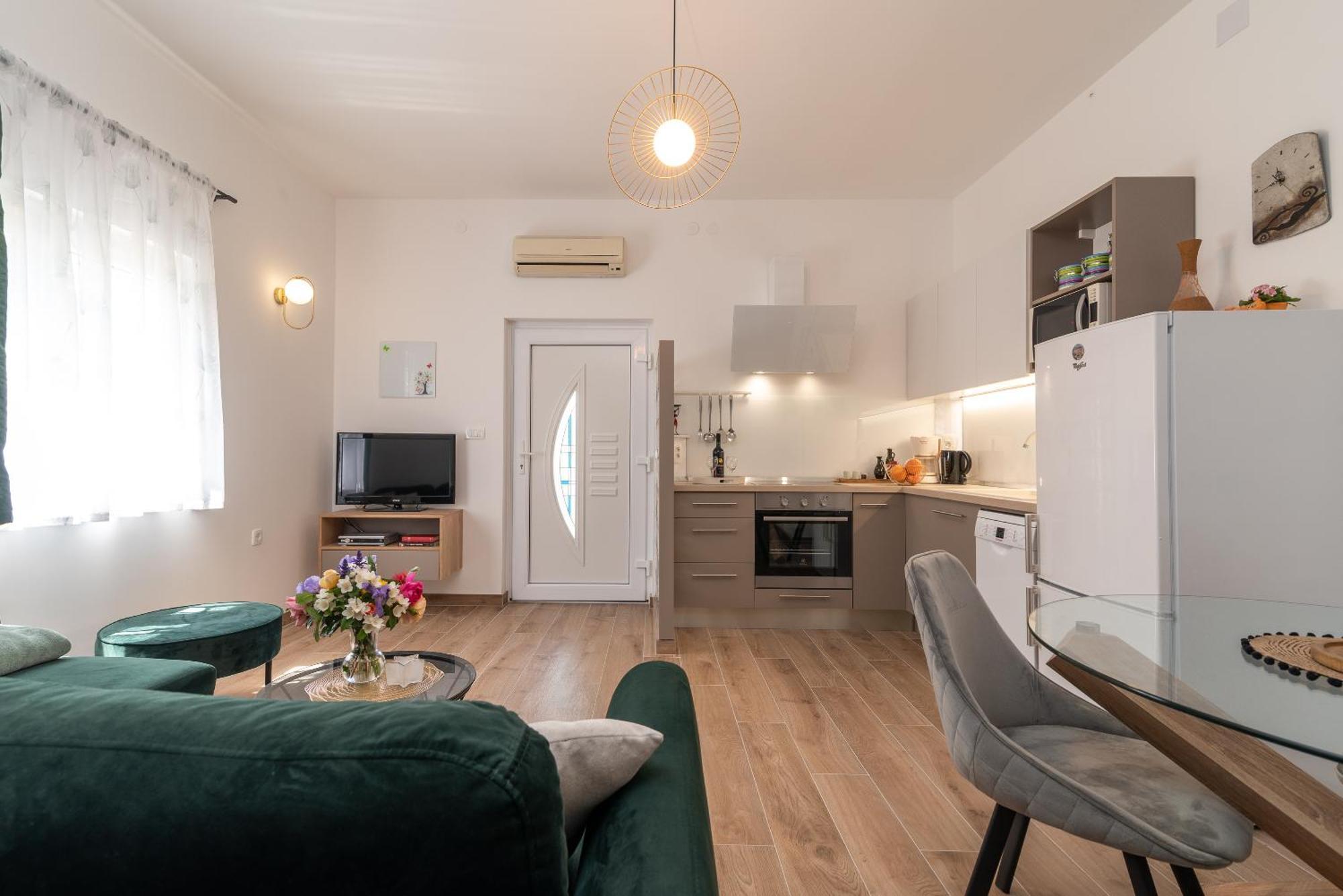 Apartments Fani Τρογκίρ Εξωτερικό φωτογραφία