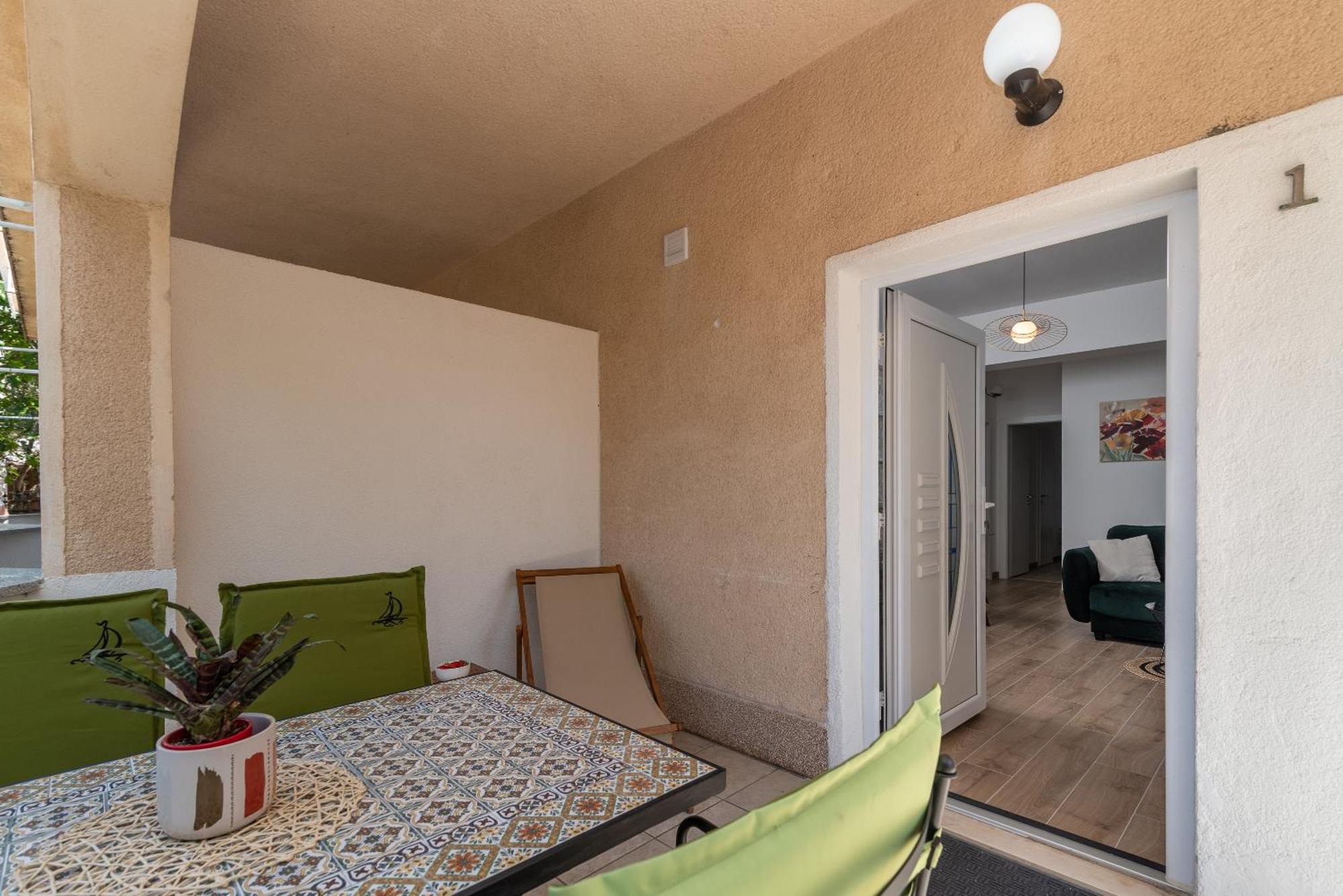 Apartments Fani Τρογκίρ Εξωτερικό φωτογραφία